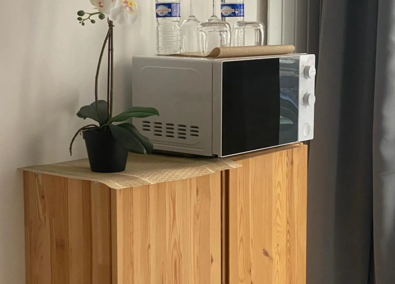 Fly City House Chatelet Capsule hotel